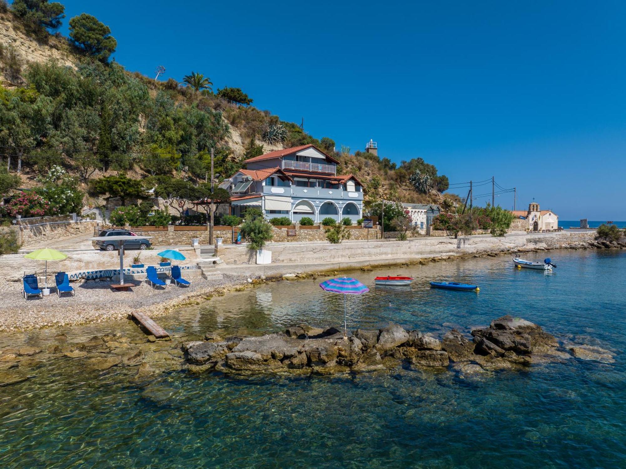 Elena's Seafront Deluxe