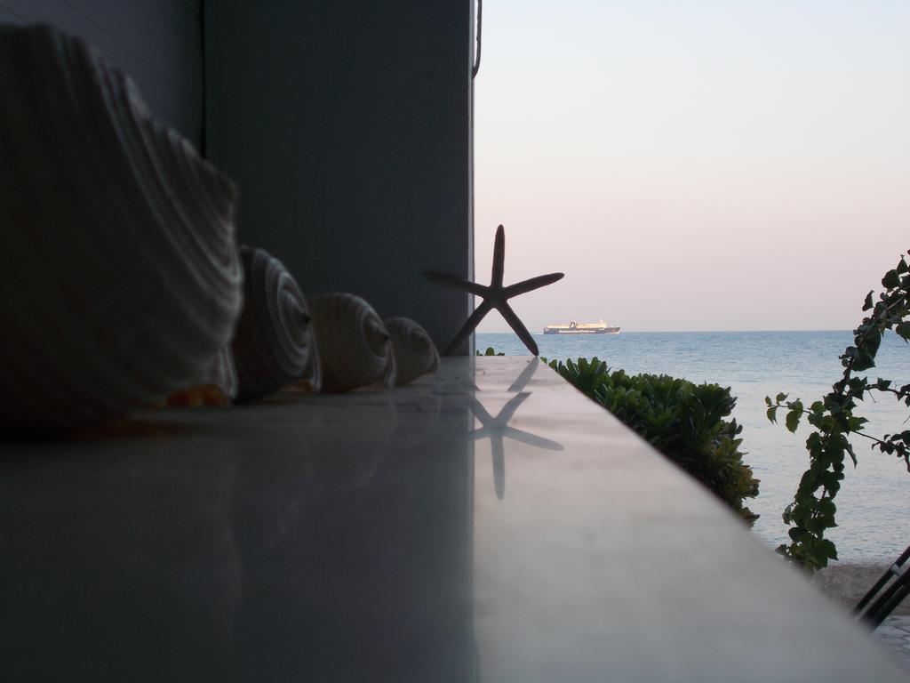 Elena's Seafront Deluxe Appartamento *